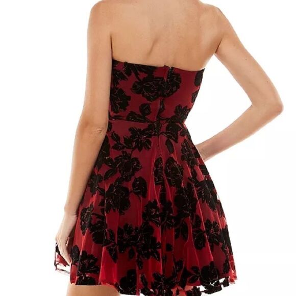 CITY STUDIOS Juniors' Flocked Fit & Flare Dress red and black dress size 1 New - Picture 12 of 13